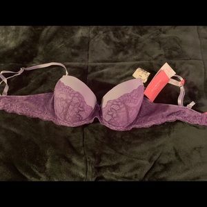 NWT! Isaac Mizrahi Push Up Demi Bra!